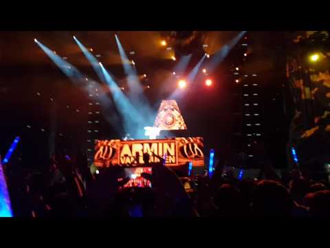 Armin van Buuren playing "Soapte (Attila Syah Remix)" at Untold Festival 2017