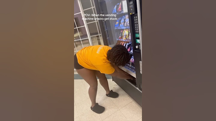When your snack gets stuck in the vending machine 😂