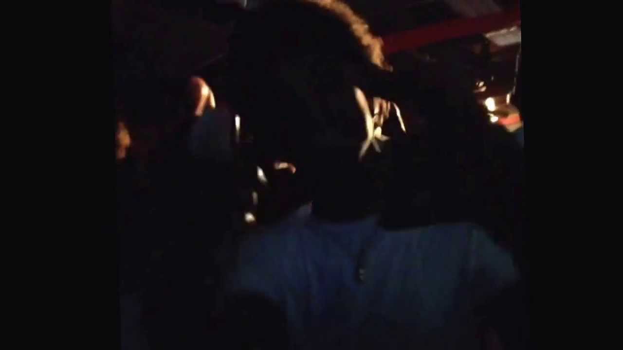 Que FYB homie @iamdurante jamming while @iamjacquees perform Dream Girl (part2) ✌️