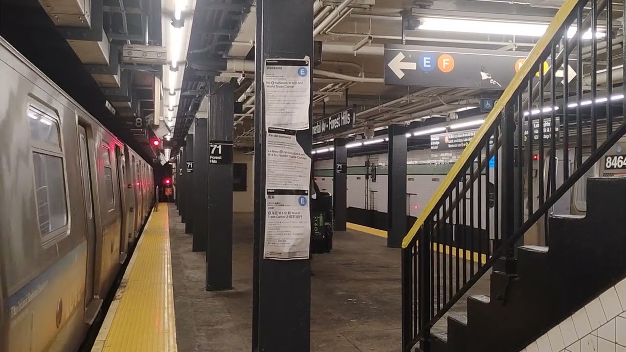 R160 #9560-#9561 (R) leaving Forest Hills - 71 Avenue on express track [+ R160 8464]