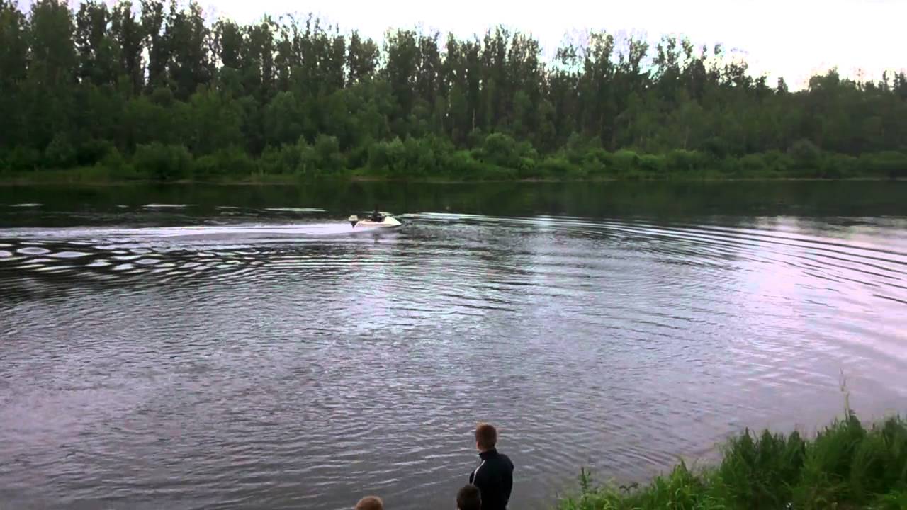 Гидроцикл с подвесным мотором