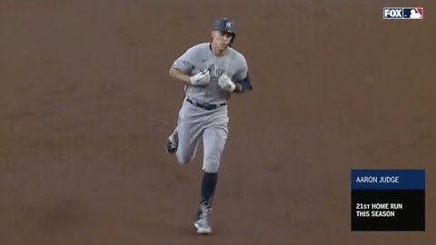 AARON JUDGE MOCKS JOSE ALTUVE AND HOUSTON ASTROS AFTER HE HITS HOME RUN