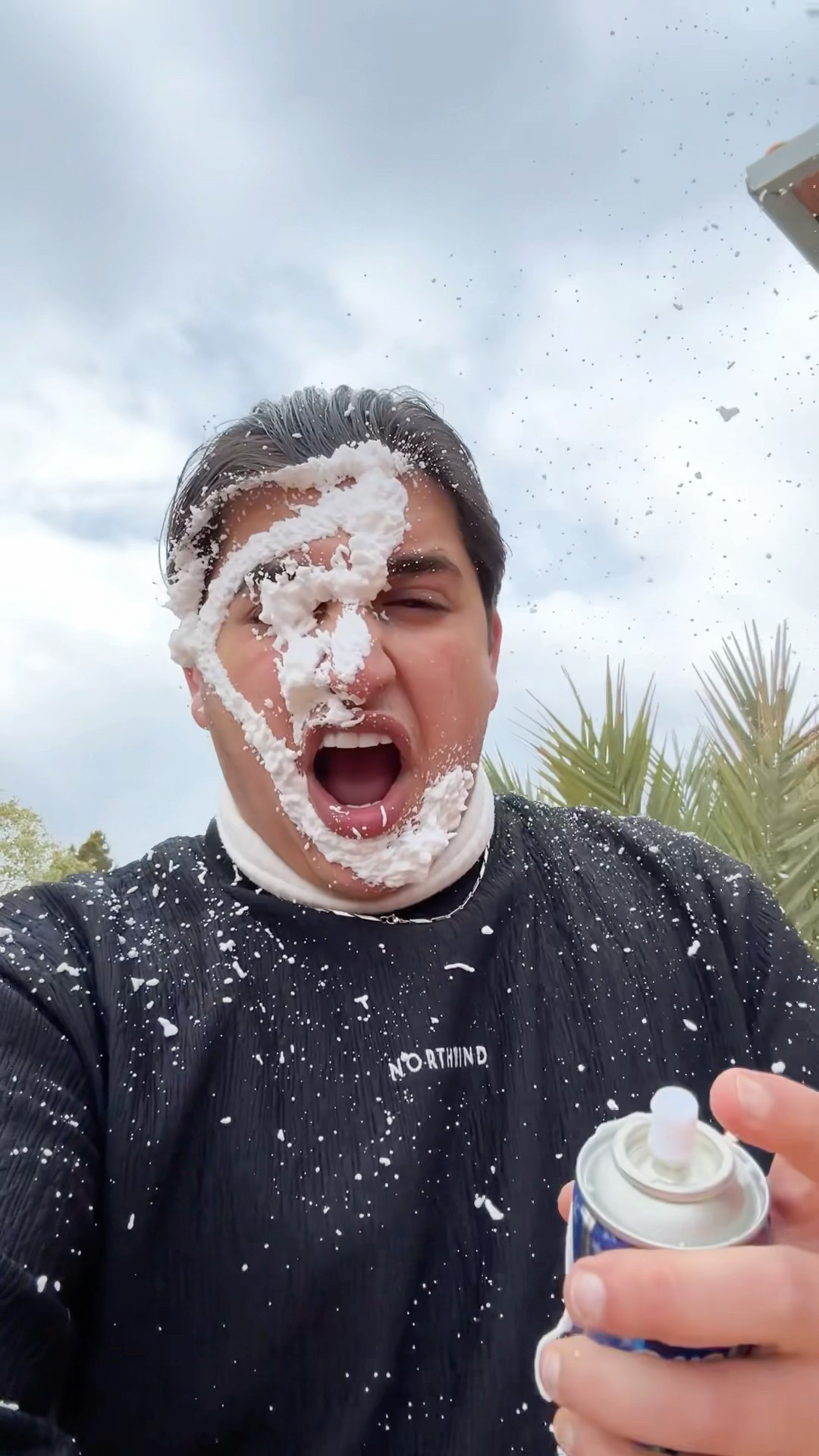 جوزي بالمقالب معندهوش يما ارحميني:?