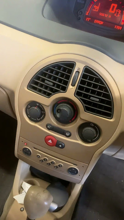OBD2 socket location for 54 reg Renault Modus #cartok #renault #modus #obd2