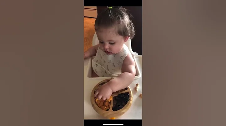 What my 11 month old eats in a day