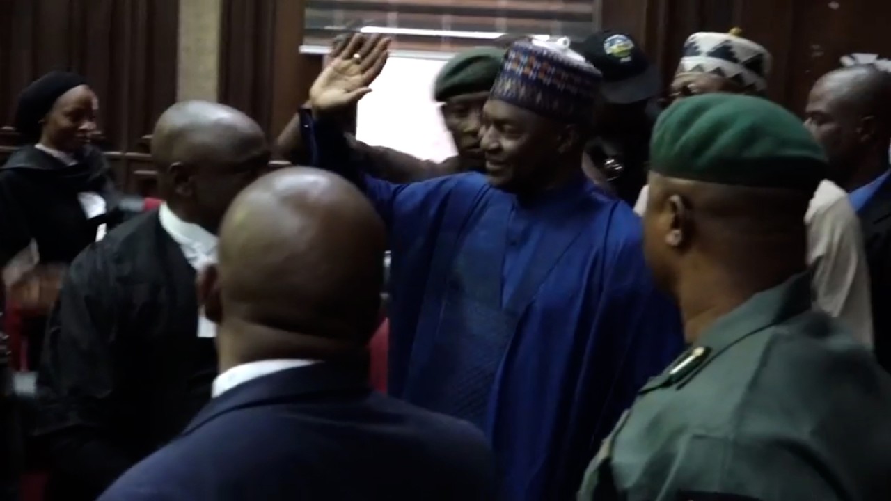 Moment Malami Smiled after getting bail, He shook his Lawyers & waved in Court
