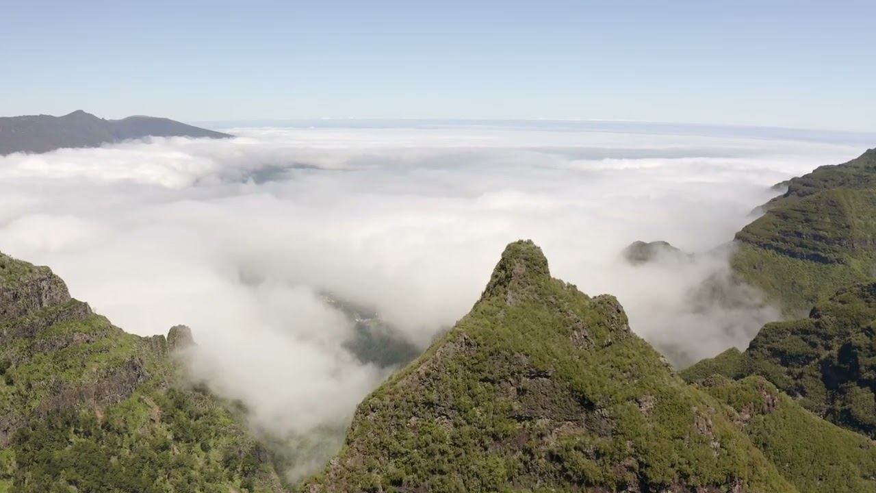 Epic Mountain Drone Shots: Breathtaking Aerial Views in 4K
