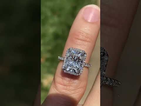 Emerald / Radiant cut Lab Grown Diamond Engagement Ring with Halo ring video