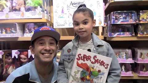 Disney Reads Day: Ariana Greenblatt and Joseph Nie...