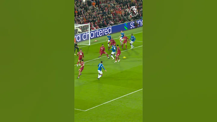 Salah scores after Everton hit the post! - DayDayNews