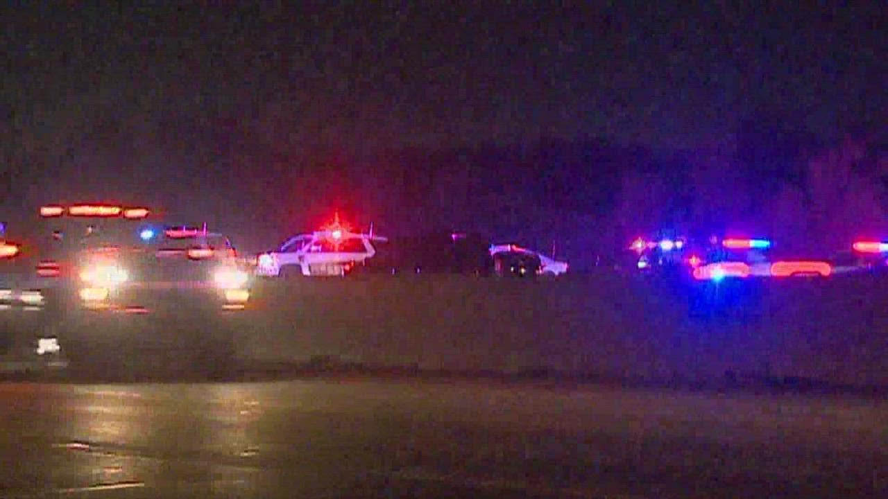 I-20 crash shuts down highway in Dallas County - YouTube
