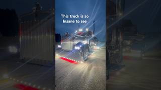 Just listen to that old v8 Detroit sing 👀 fully custom Kenworth w900a