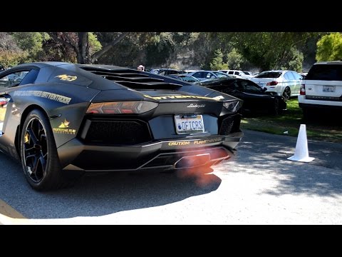 lamborghini-aventador-shooting-flames!-huge-revs-and-loud-ipe-innotech-exhaust-(#batventador)