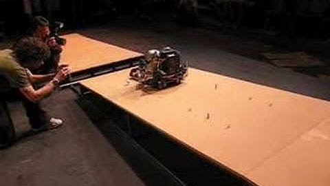 Amazing autonomous ball collector robot