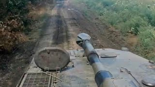 Ukrainian Marines Destroy Multiple Russian Vehicles With Coordinated Tank Strikes | CREDIBLE News