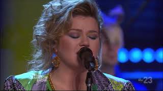 Kelly Clarkson Sings I Ran (So Far Away) by A Flock of Seagulls April 2022 Live Concert Performance