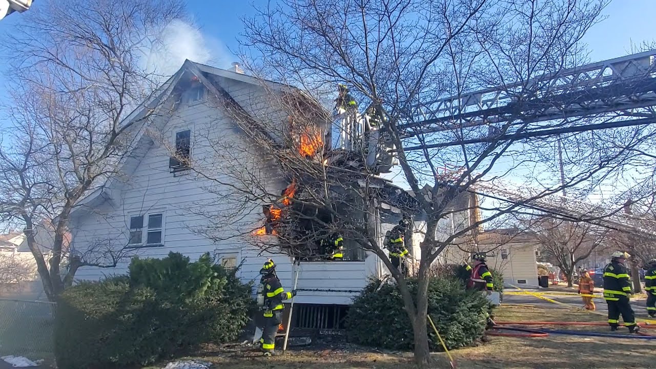 Fair Lawn,NJ Fire Department 2nd Alarm 609 Fifth Street 2/24/24 YouTube