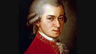 Video thumbnail of "Mozart - Requiem - 13. Agnus Dei.wmv"