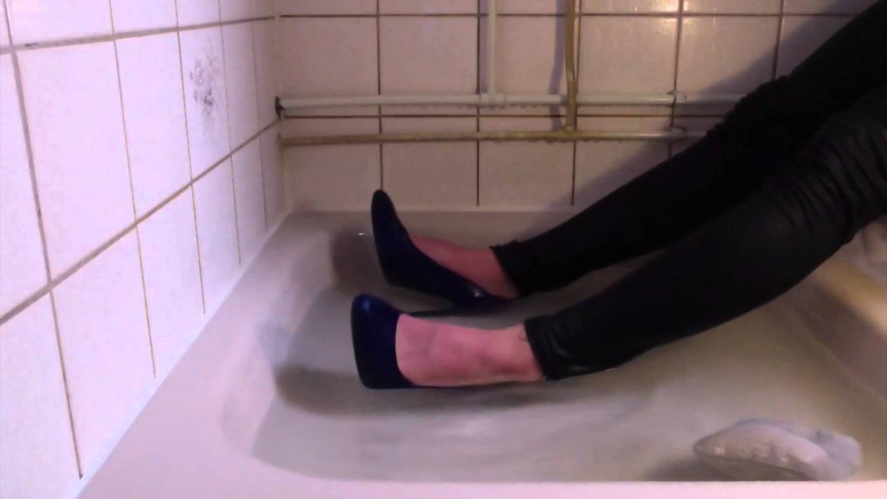 heels in the shower