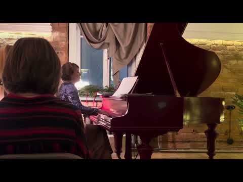 Видео: Rebikov: Christmas tree waltz - Polina Osetinskaya