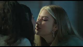 Lesbian Kissing / Rebelde / Kiss Scenes — Emilia and Andi (Giovanna Grigio and Lizeth Selene)
