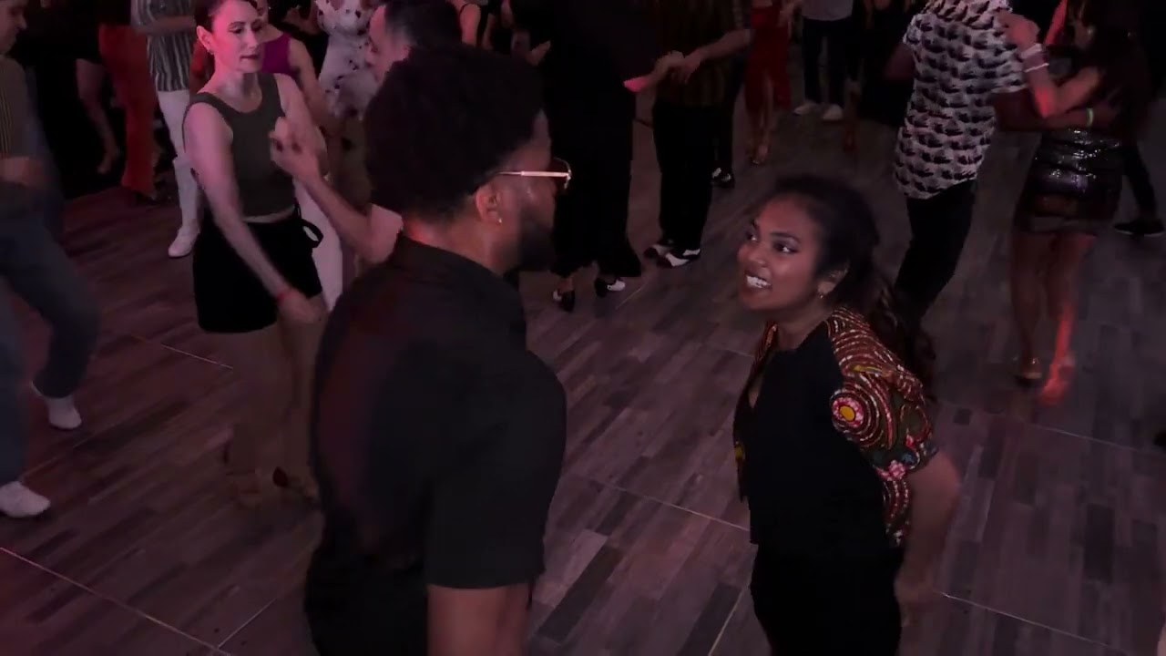 Terry & Sarah - Flow to Buchi Pluma | Salsa Social Vibes @ MSC 2025