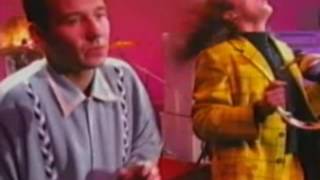 Watch Vic Reeves Dizzy video