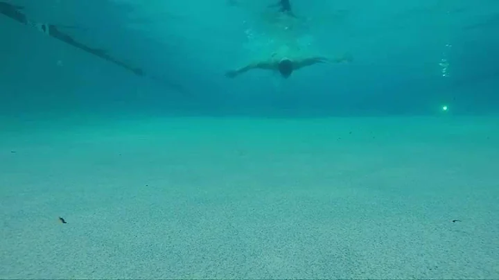 Gopro Hd Hero 3+ Silver: In The Pool