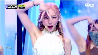 TAEYEON(태연) - INVU @인기가요 Mnet 4K 60fps