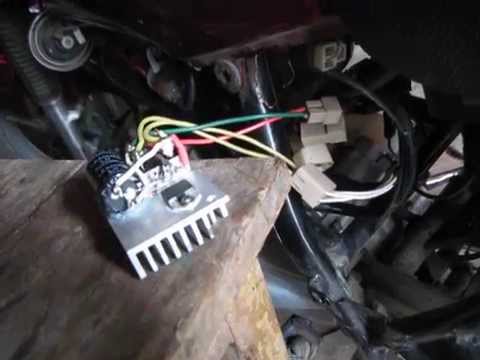 Реле регулятор для мопеда. Шунтирующий, самый простой, всего 5 деталей.