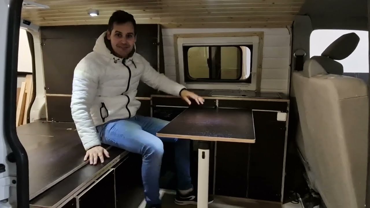 El invento español para transformar tu furgoneta en caravana en minutos por  menos de 500 euros