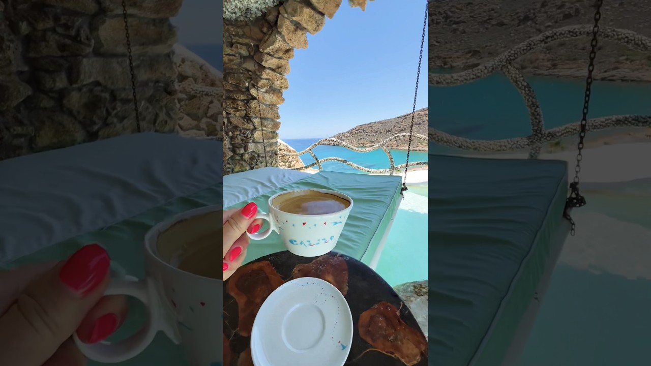 Imagine waking up here✨ 