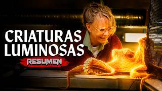 CRIATURAS LUMINOSAS (2026) | Resumen en 10 Minutos