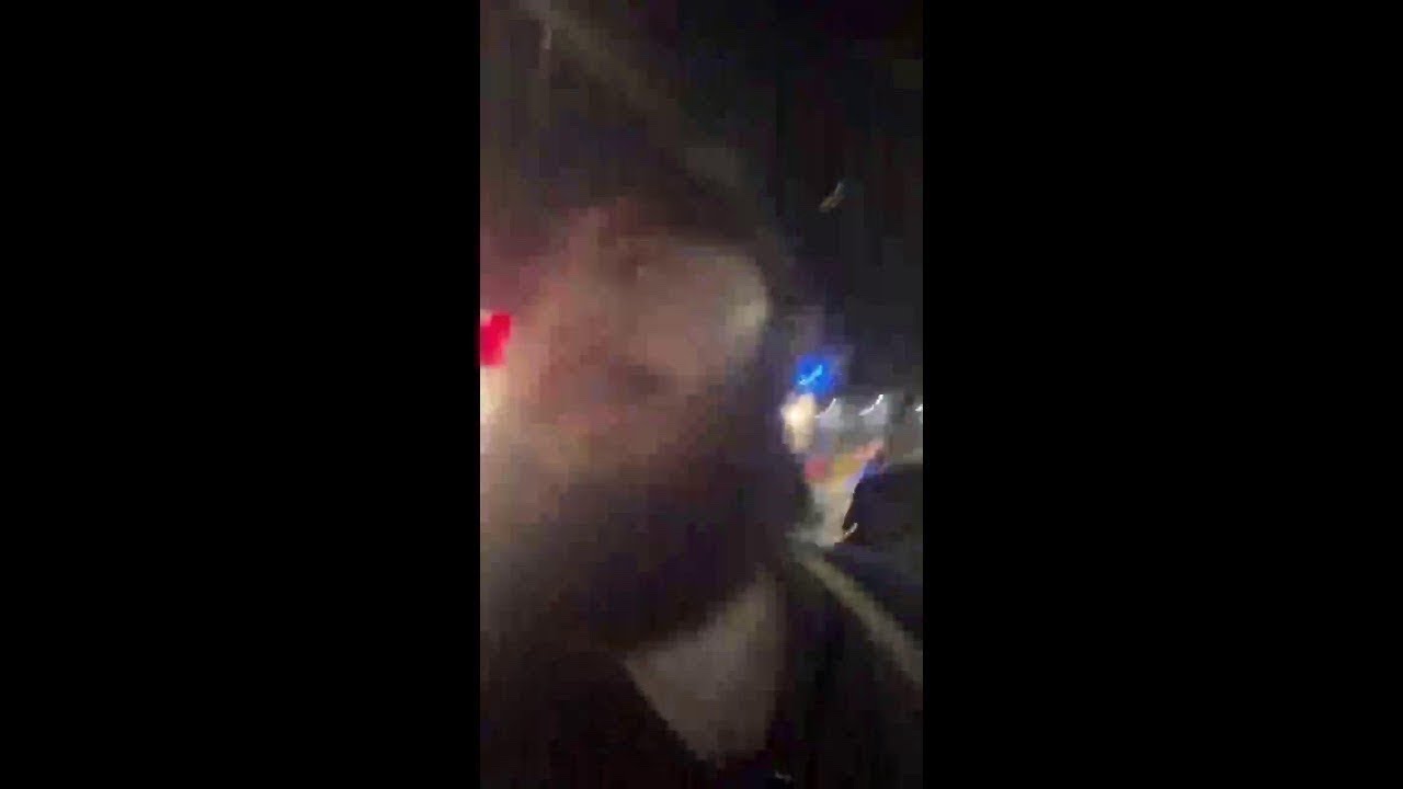 HONOLULU HAWAII's BEST streamer makes dinner  