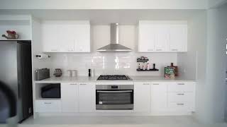 32 Hornsby Crescent, Truganina, Vic 3029 Proudly Presented by NINE REAL ESTATE TRUGANINA