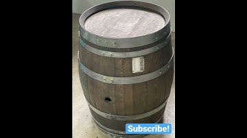 All about wine barrels… and how to make a cool table!