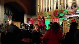 Thornetta Davis sings Feliz Navidad at Noel Night in Detroit 2023