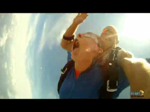 Robyn's 21st Birthday Skydive with Papaw