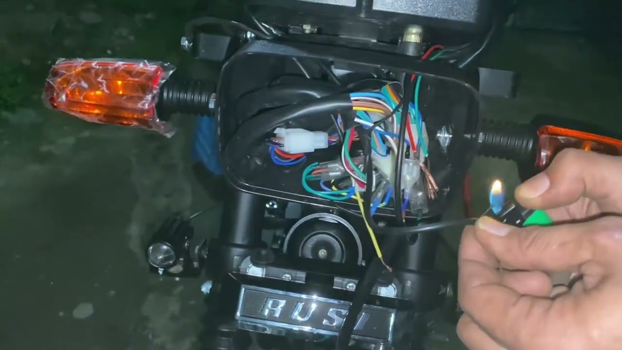 RUSI MACHO 125 Paano maglagay ng mini driving light na walang relay?