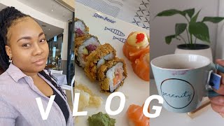 VLOG: Solo Breakfast Date, Anniversary Lunch with my Parents || South African Youtuber