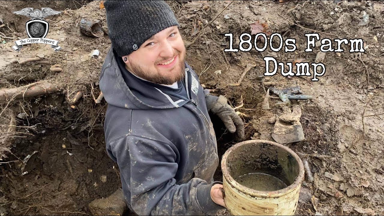 LONG LOST Bottle Dump Discovered Along Old Road Bed - Awesome OLD Bottles Found Bottle Digging!!!