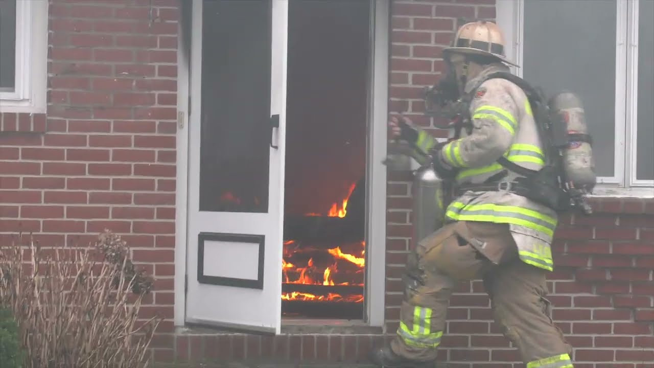PRE-ARRIVAL:  Sofa burning in living room, working fire signal transmitted in Whitehall, PA
