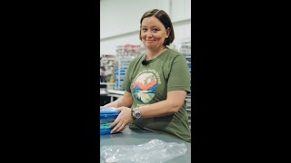 Hot tips for beginner quilters!
A little extra fabric goes a long way in every project! 💡
Have you ever run out of fabric? 😅
#BeginnerQuilter #QuiltingTips #CottonCuts Hot tips for beginner quilters!
