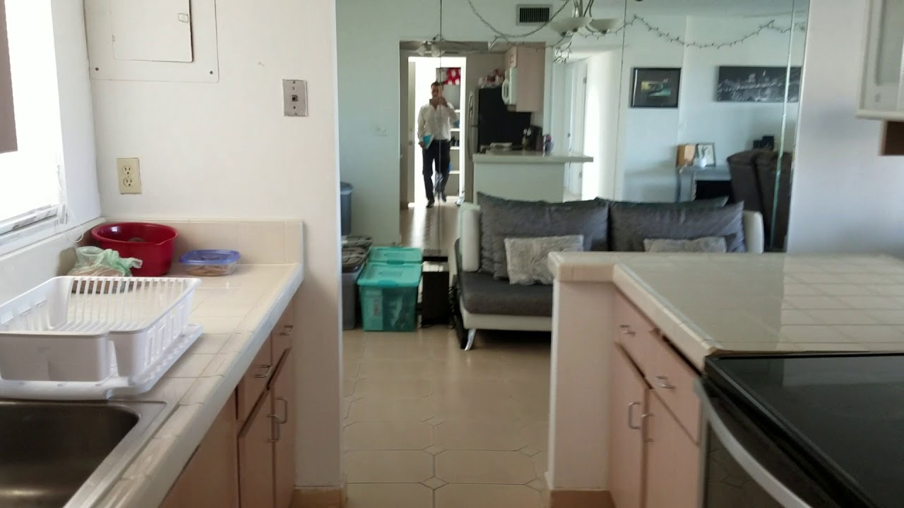 2 bed 2 bath condo with Boat DOCK av. in Pompano Beach FL 333062