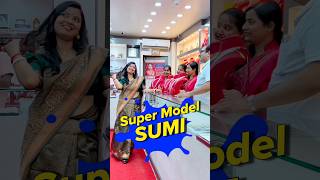 Super Model Sumi 😂 #sumisinha #comedy #silchar #funnyvideo #goldjewellery #supermodel #trending