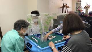 麻雀のコロナ対策の一貫としてパーテーションを使用して楽しんでいます！