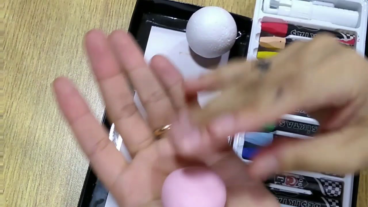 Cómo forrar una bolita de telgopor con PORCELANA FRÍA