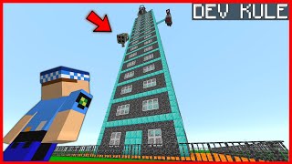 KEREM COMMISSIONER IS RAIDING THE GIANT TOWER! 😱 - Minecraft