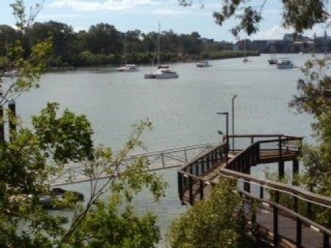 Sailing Escape –  Episode 5 Part 1   Bundaberg and what happened to our old boat?