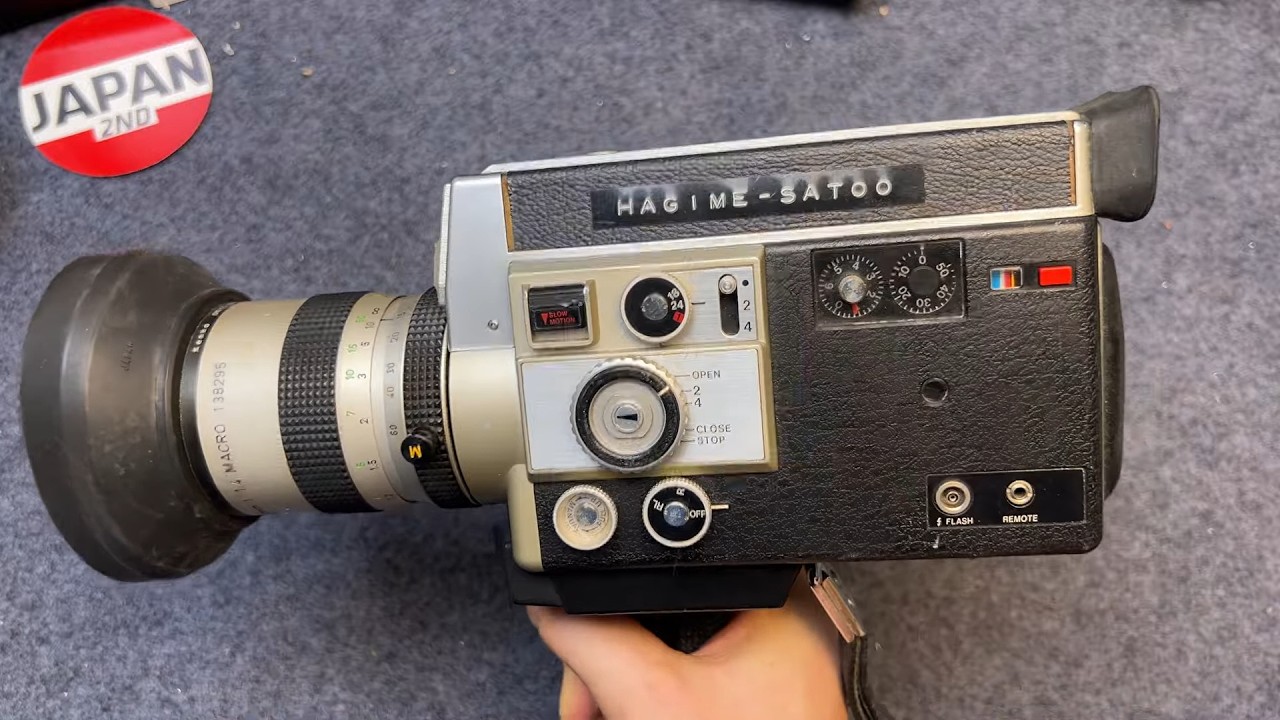 Canon Auto Zoom 814 Super 8 Camera | キャノン 814 エレクトロニック